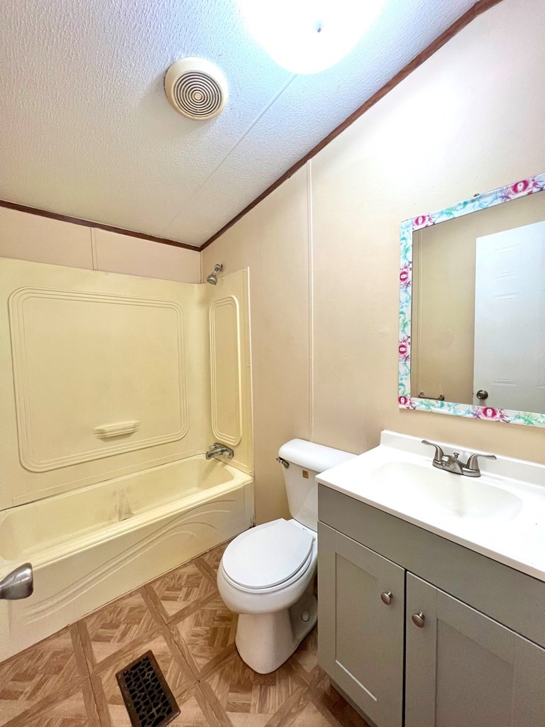 304 Wildwind Street Gun Barrel City TX 75156