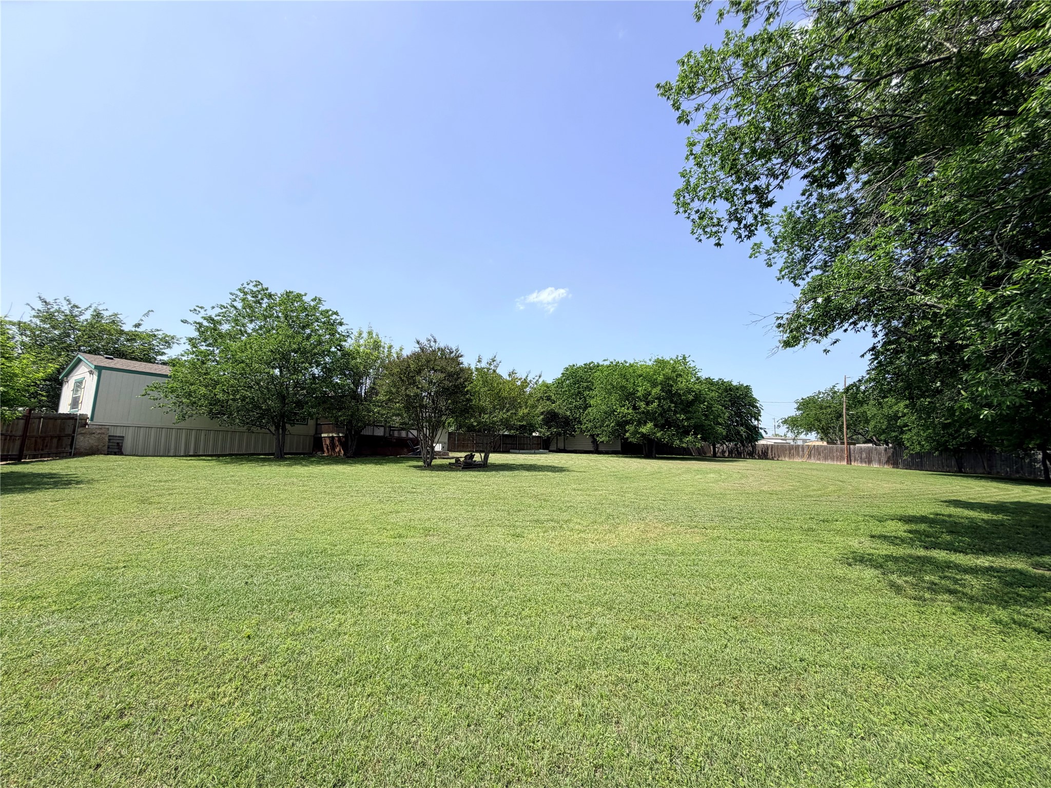 4113 Goliad Drive Granbury TX 76048