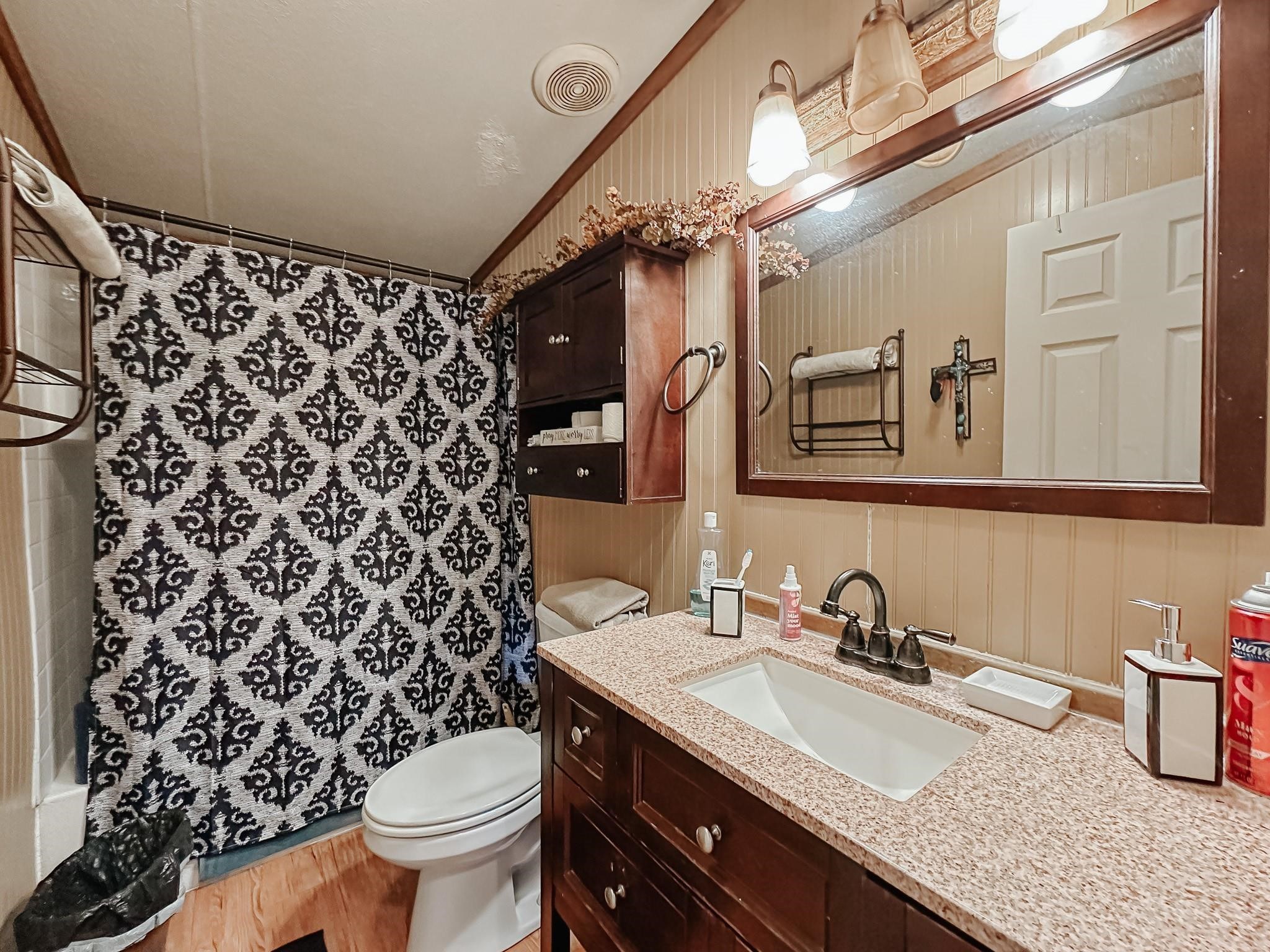 155 F County Road 430 Buffalo TX 75831