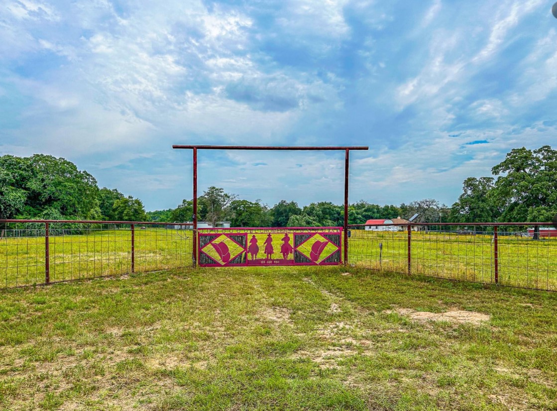 155 F County Road 430 Buffalo TX 75831