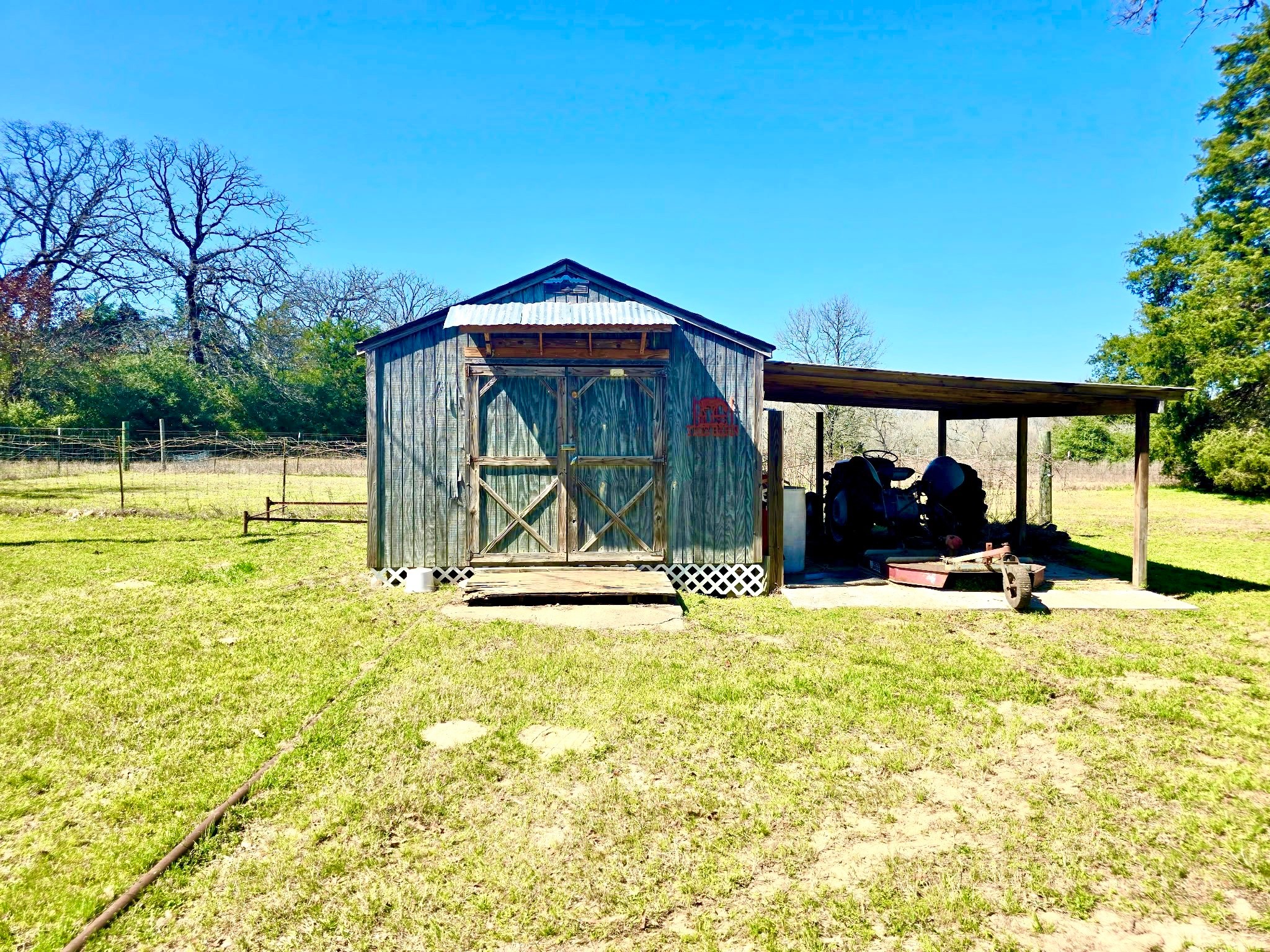 155 F County Road 430 Buffalo TX 75831