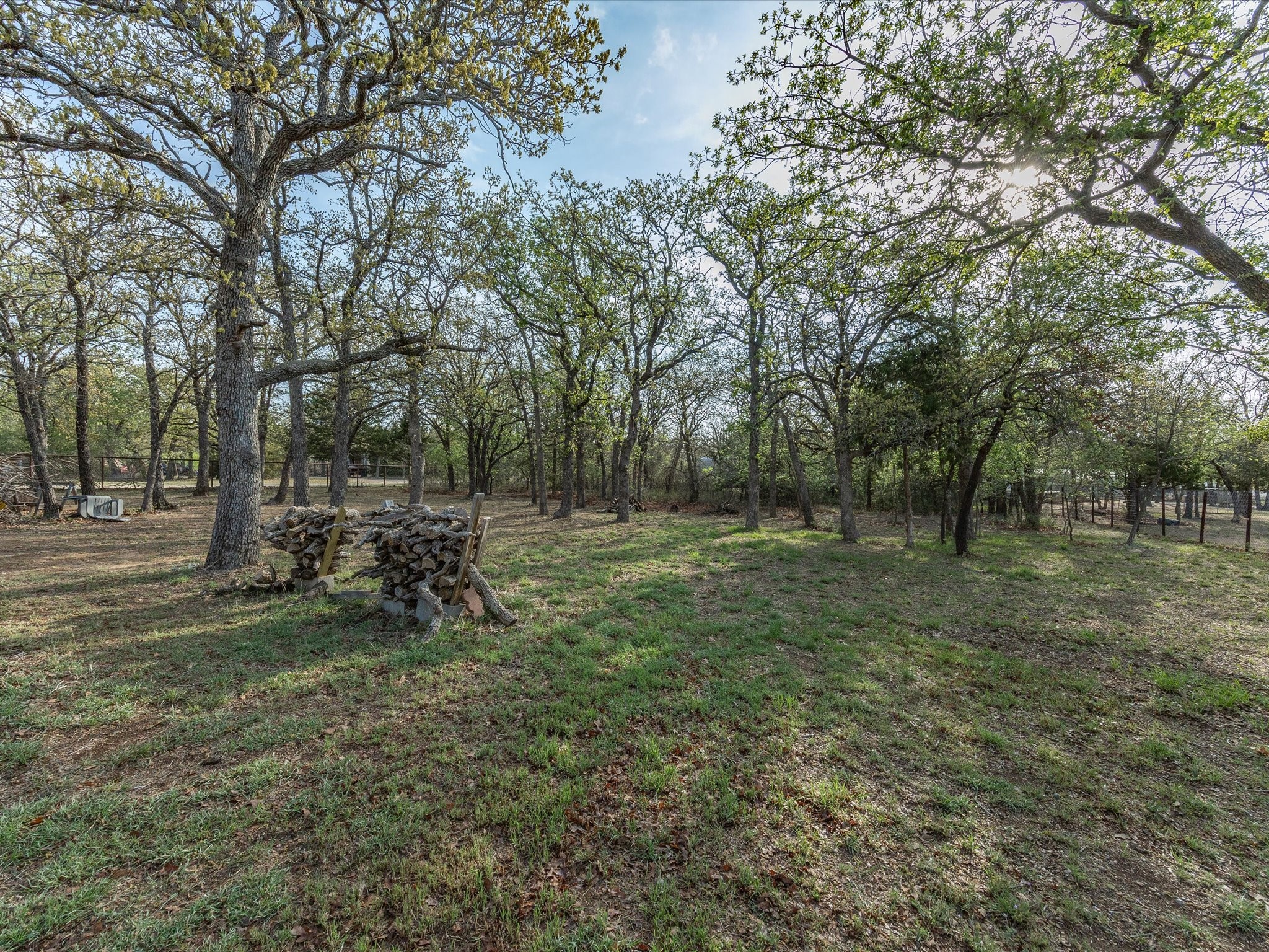 304 Catfish Trail Bowie TX 76230