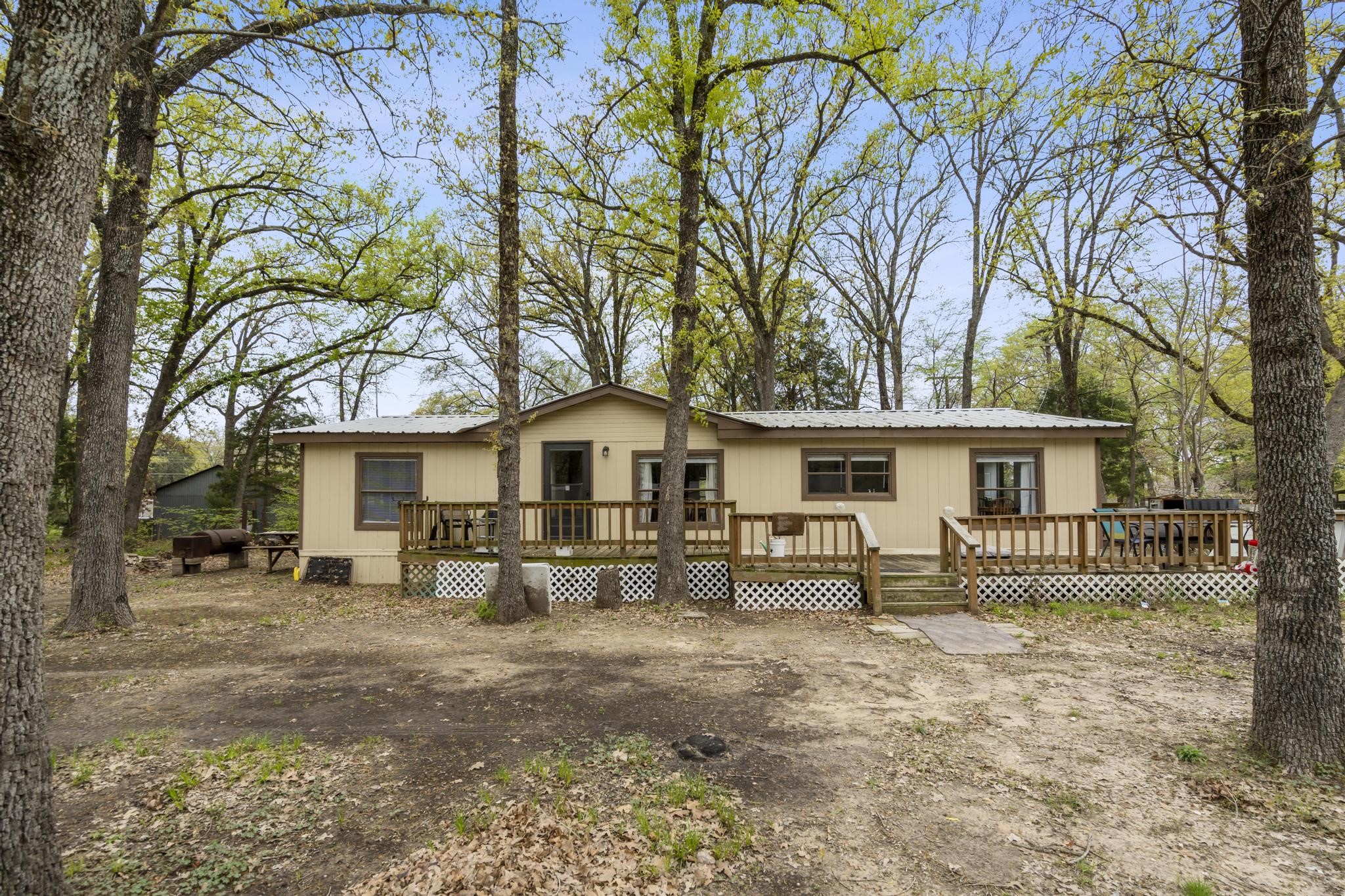 135 Chillacothe Trail Mabank TX 75156