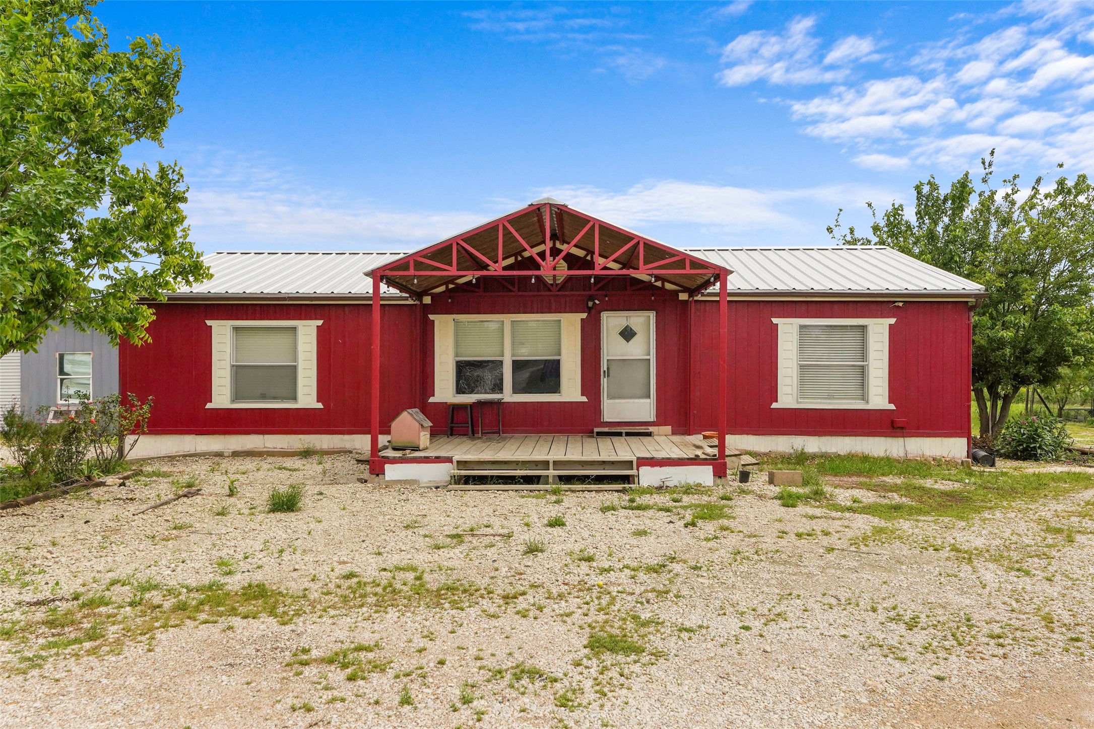 2412 Luisa Lane Alvarado TX 76009