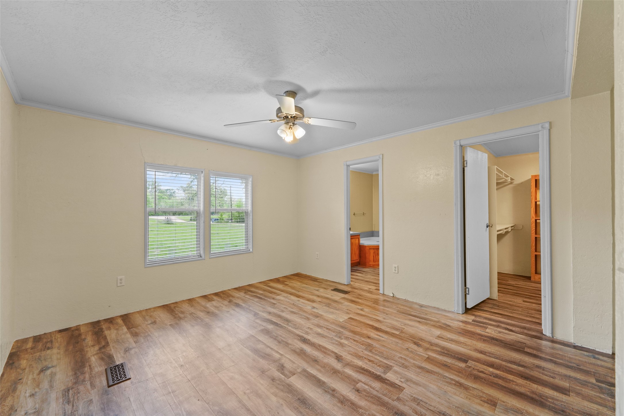 130 Private Road 6453 Palestine TX 75803