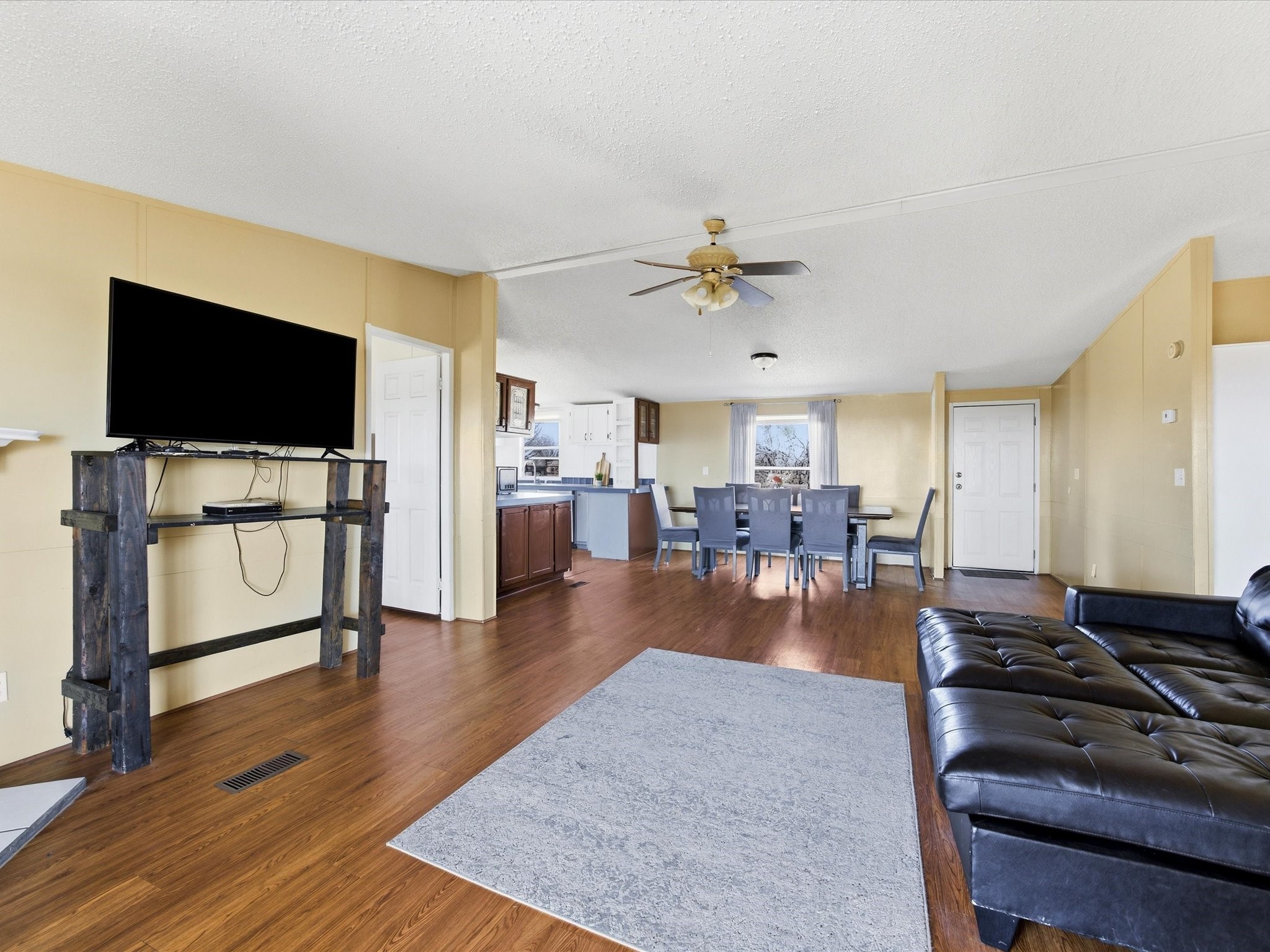 3155 Shady Creek Circle Red Oak TX 75154