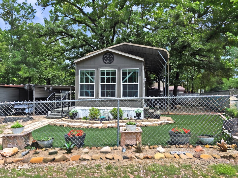 337 Dogwood Street Yantis TX 75497