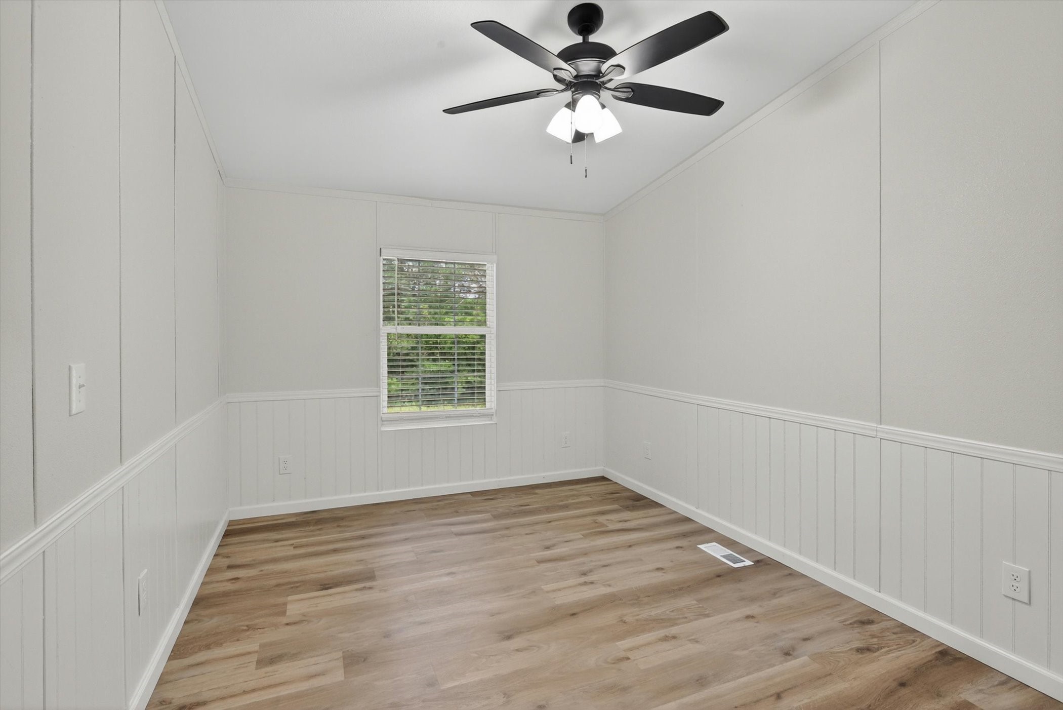 1270 Private Road 3627 Springtown TX 76082