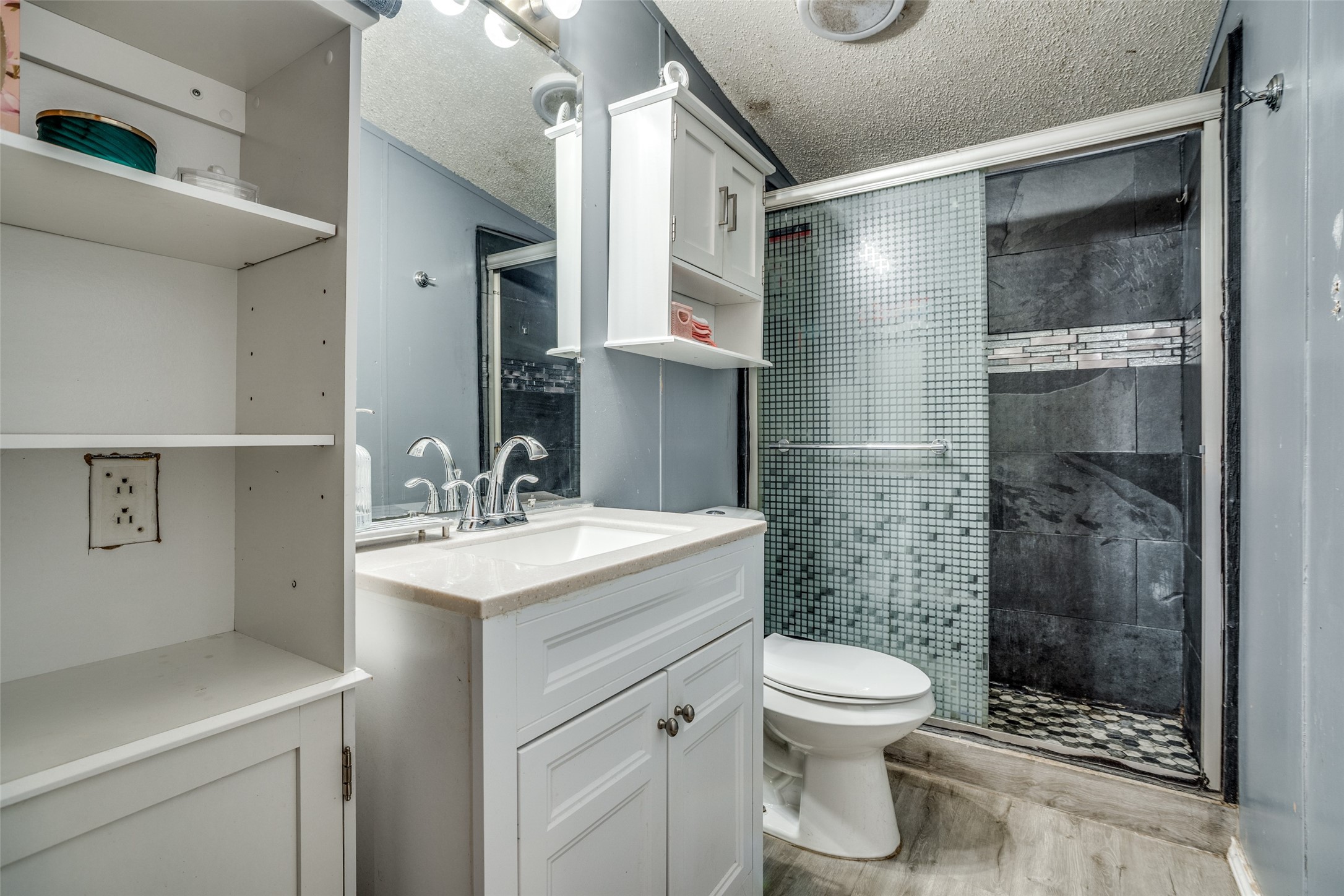 458 County Road 2131 Valley View TX 76272