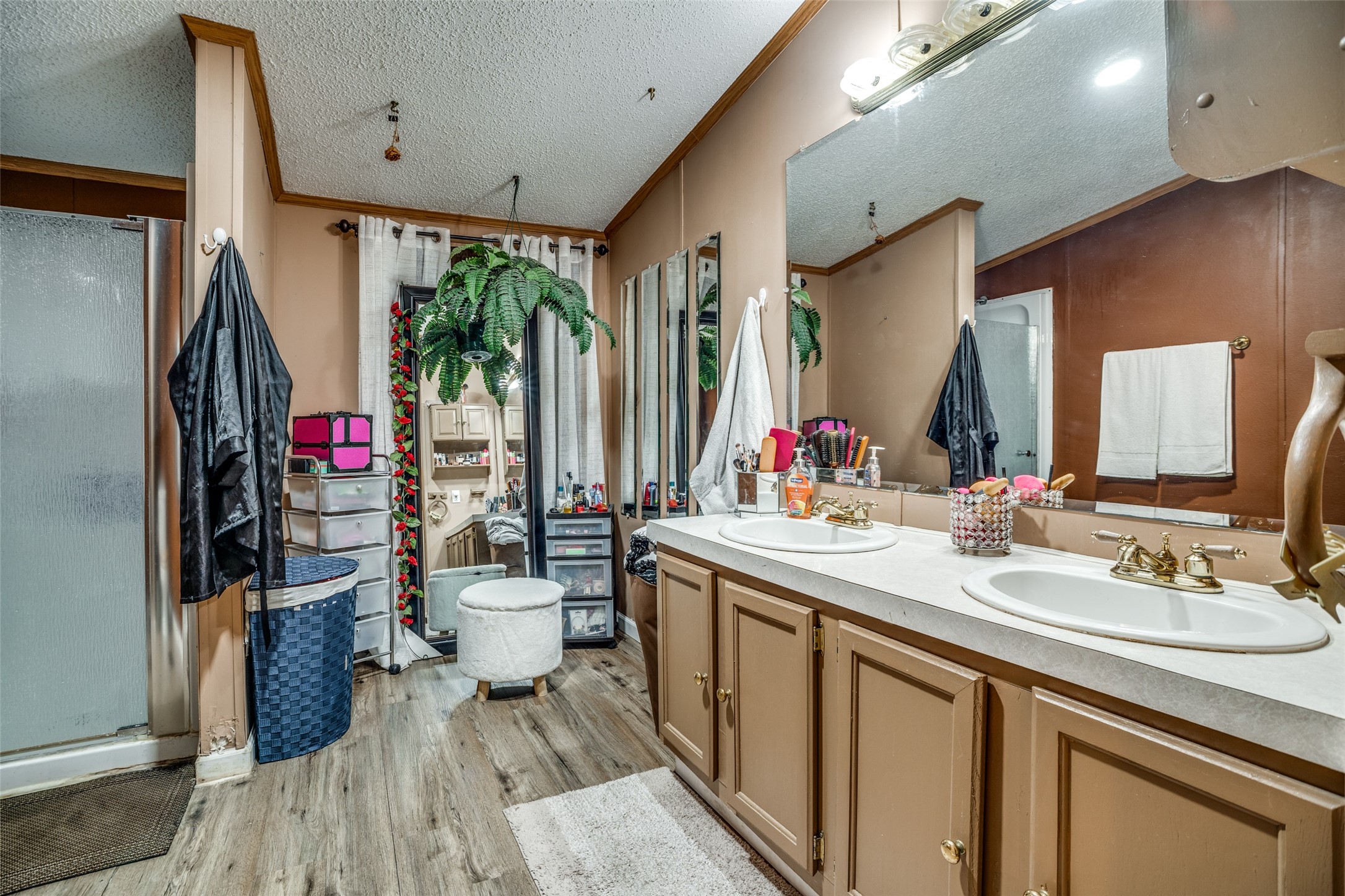 458 County Road 2131 Valley View TX 76272