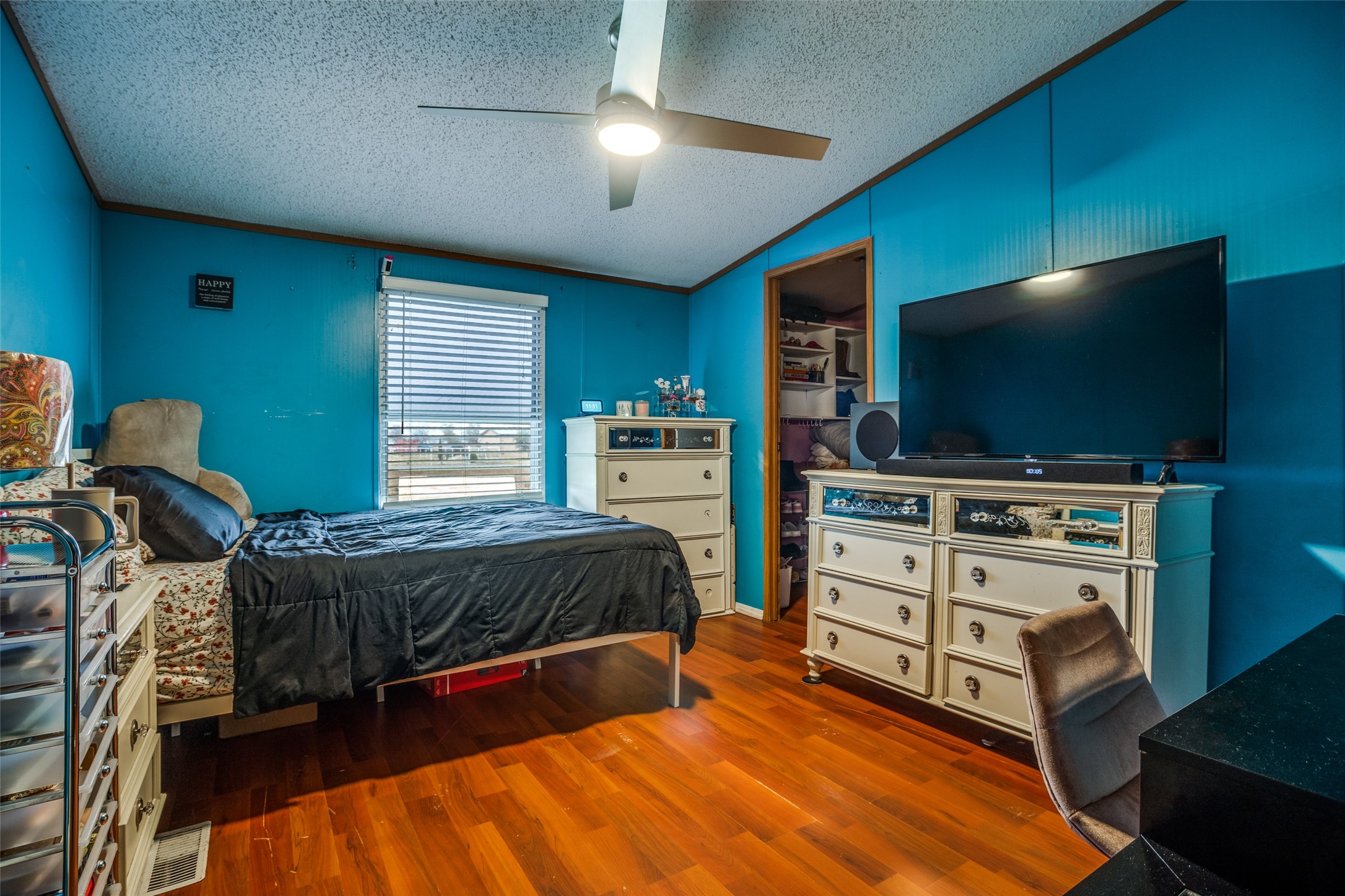 458 County Road 2131 Valley View TX 76272