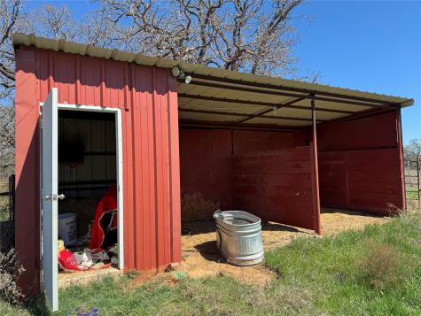 986 County Road 1785 Sunset TX 76270