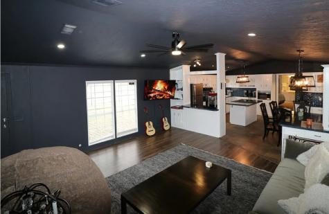 986 County Road 1785 Sunset TX 76270