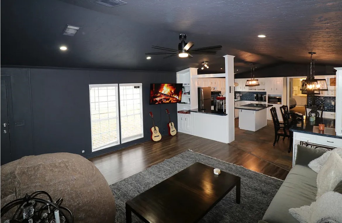 986 County Road 1785 Sunset TX 76270