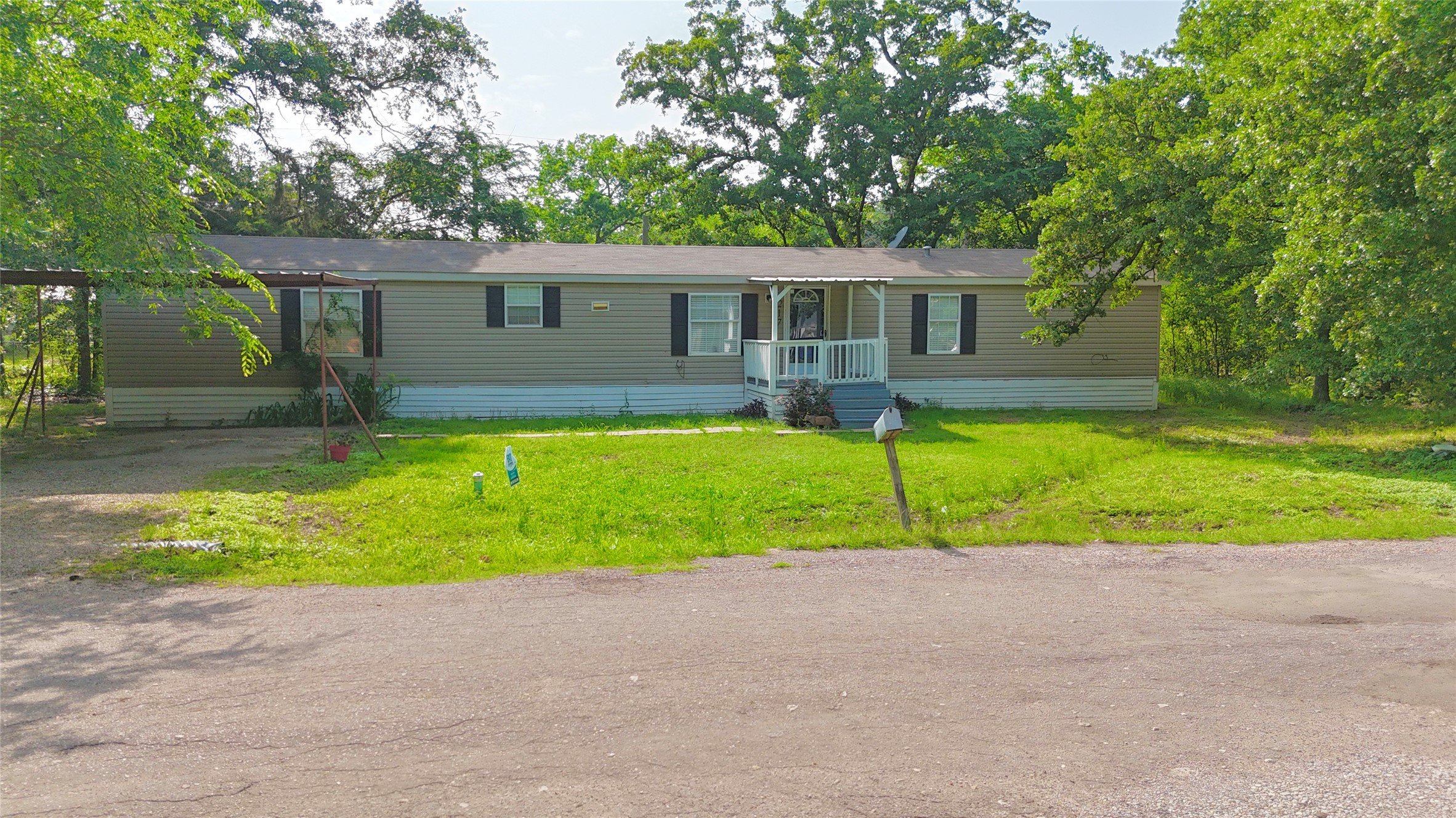 217 Navajo Trail West Tawakoni TX 75474