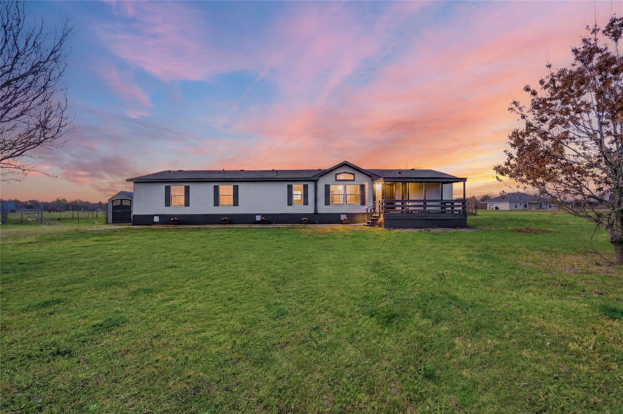 20023 NW County Road 3320 Frost TX 76641