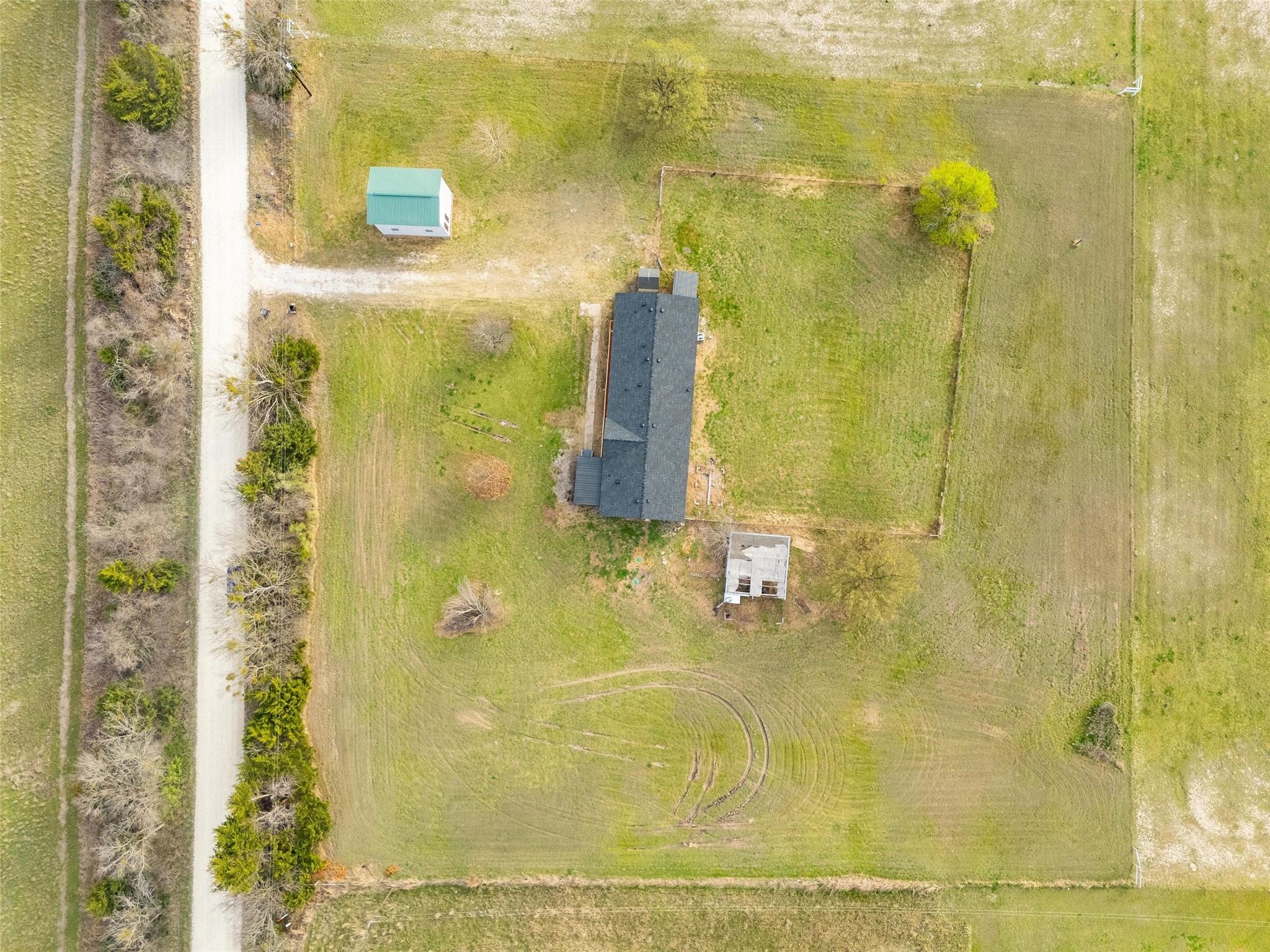 20023 NW County Road 3320 Frost TX 76641
