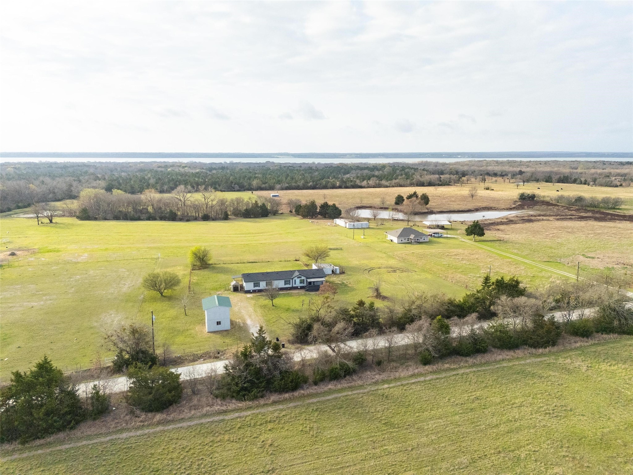 20023 NW County Road 3320 Frost TX 76641