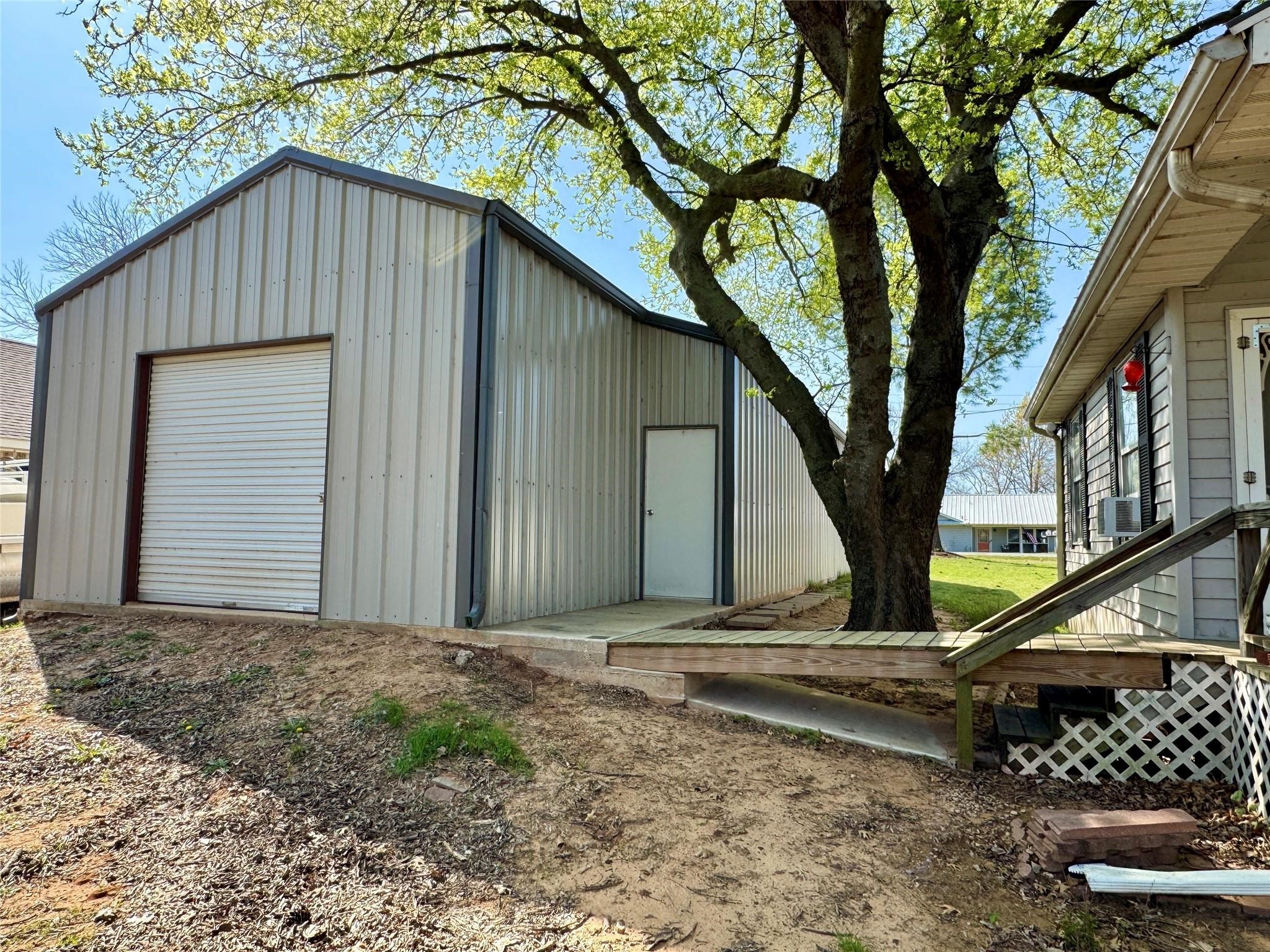 306 Oak Street Nocona TX 76255