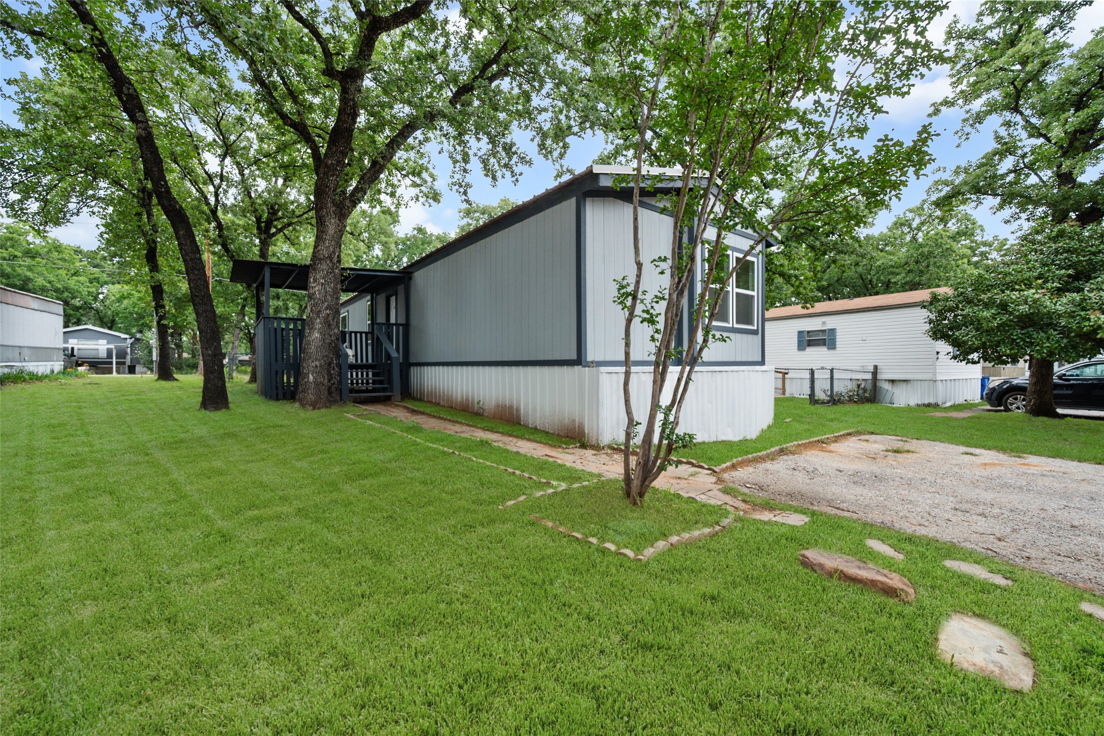 52 Thousand Oaks Mhp Mansfield TX 76063