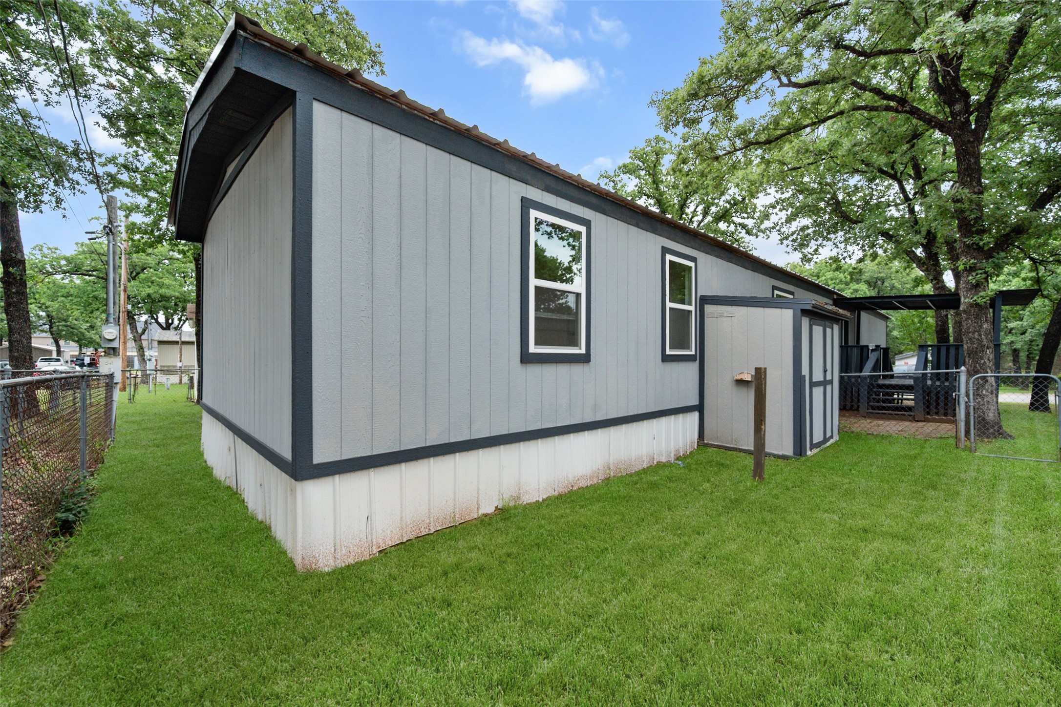 52 Thousand Oaks Mhp Mansfield TX 76063