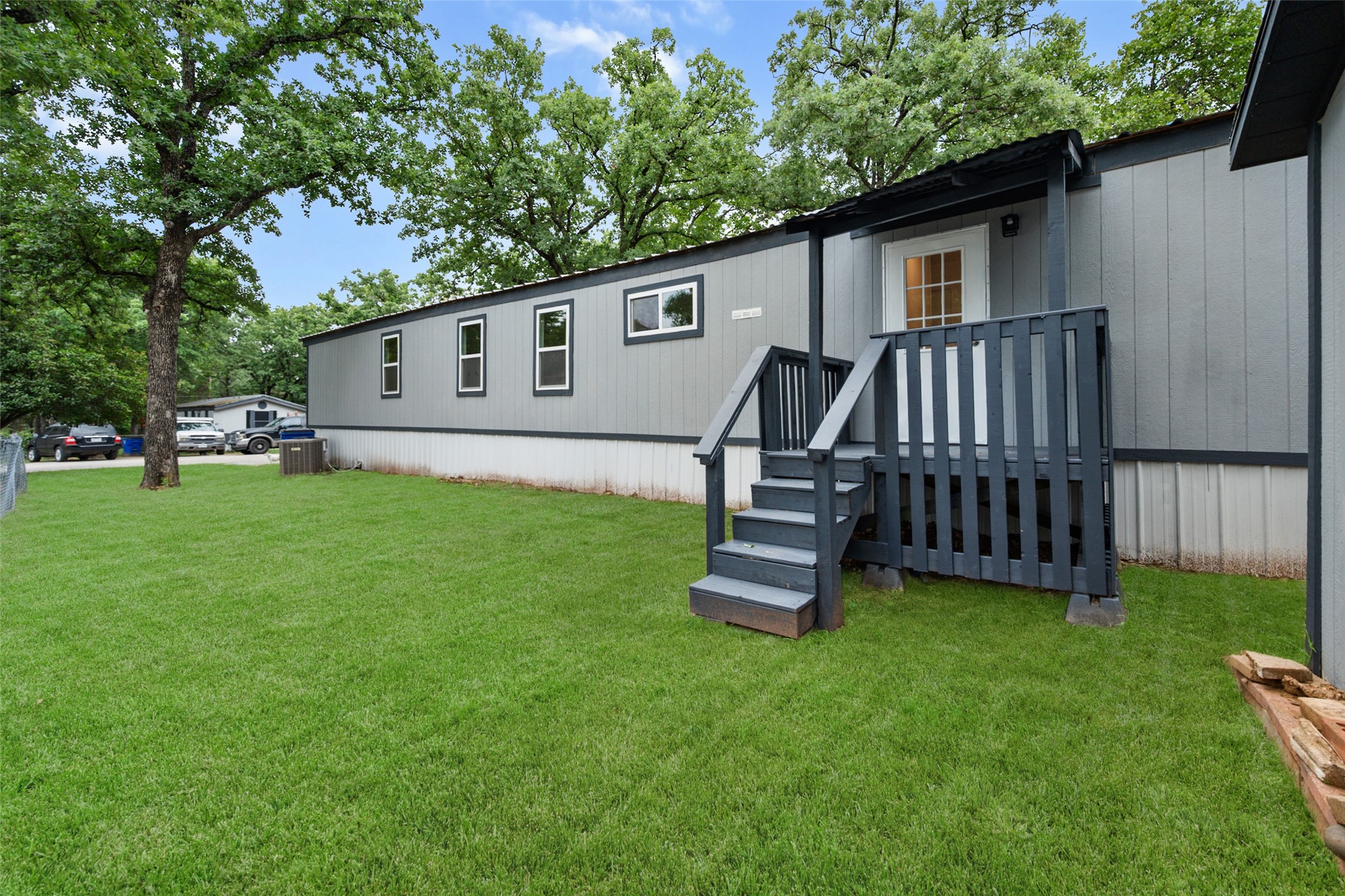 52 Thousand Oaks Mhp Mansfield TX 76063