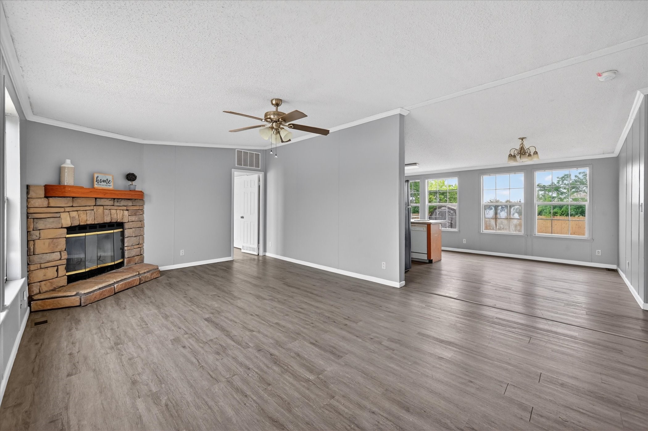 951 Lariat Lane Mansfield TX 76063