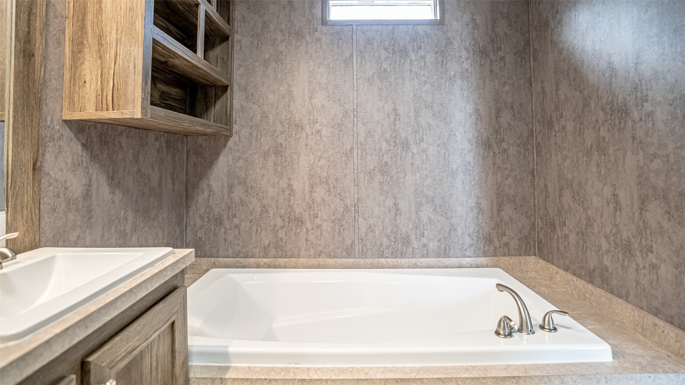 913 Bosque River Drive Granbury TX 76048