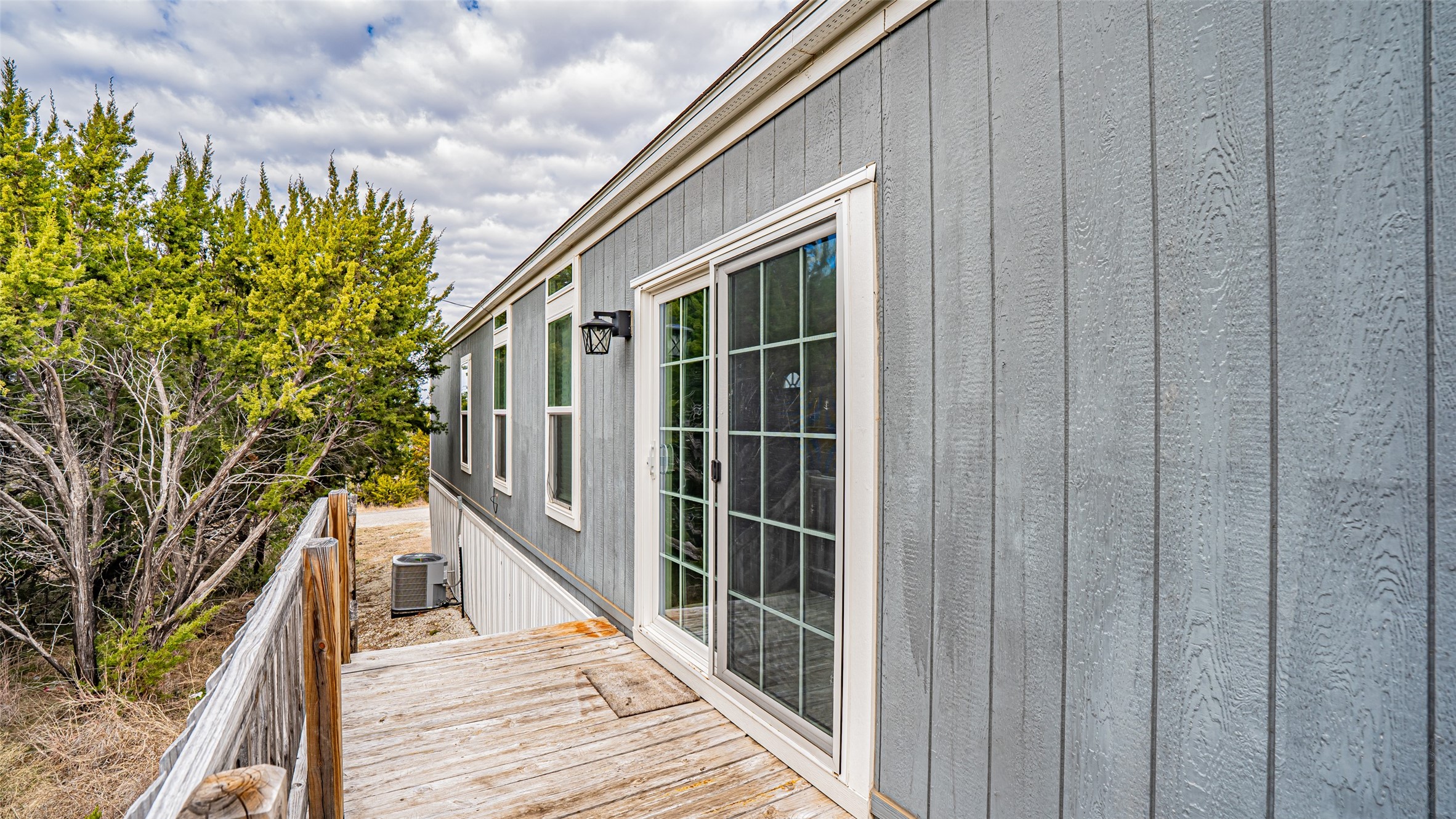 913 Bosque River Drive Granbury TX 76048