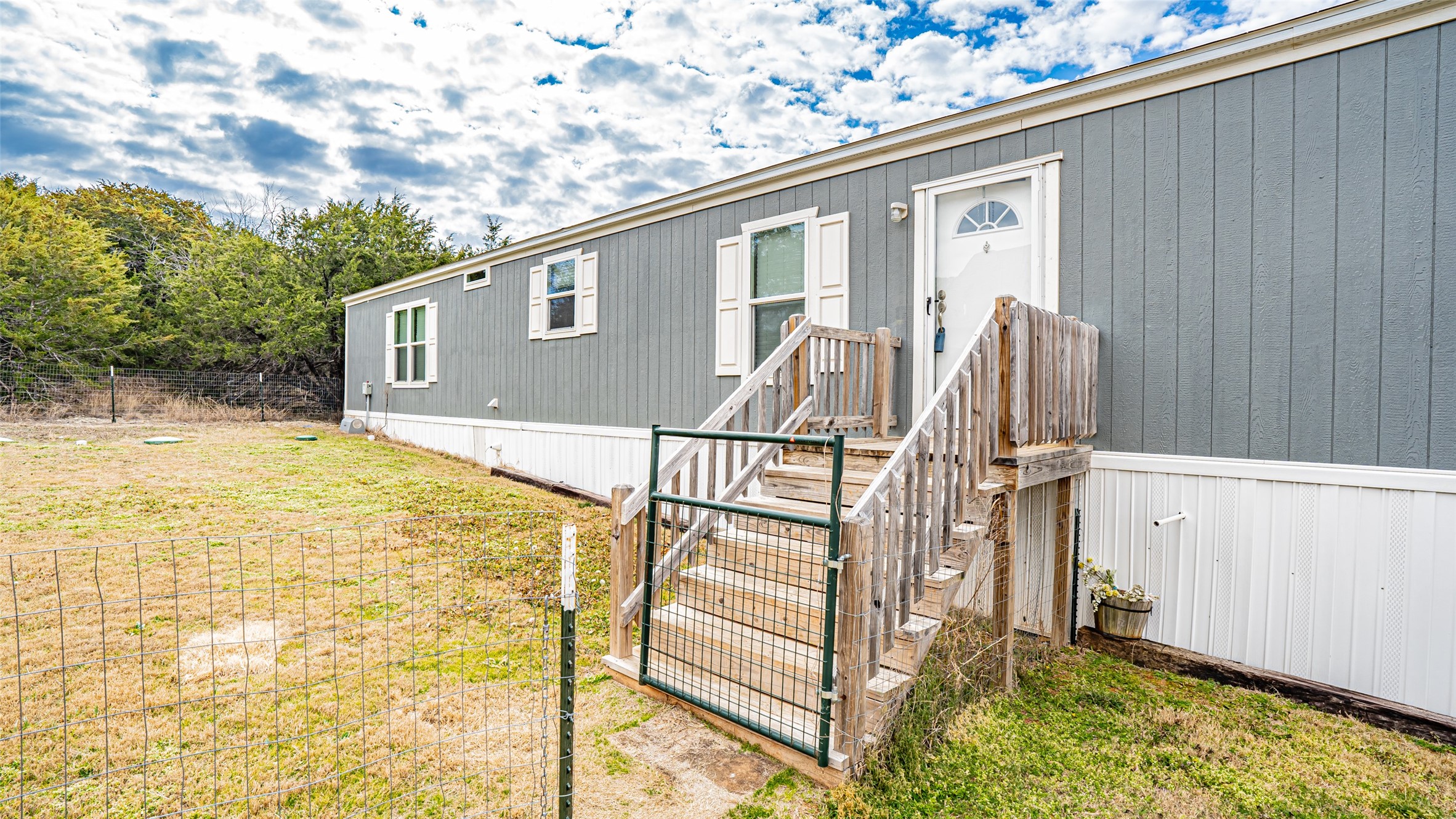 913 Bosque River Drive Granbury TX 76048