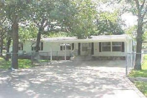 820 Branding Iron Trail Granbury TX 76049