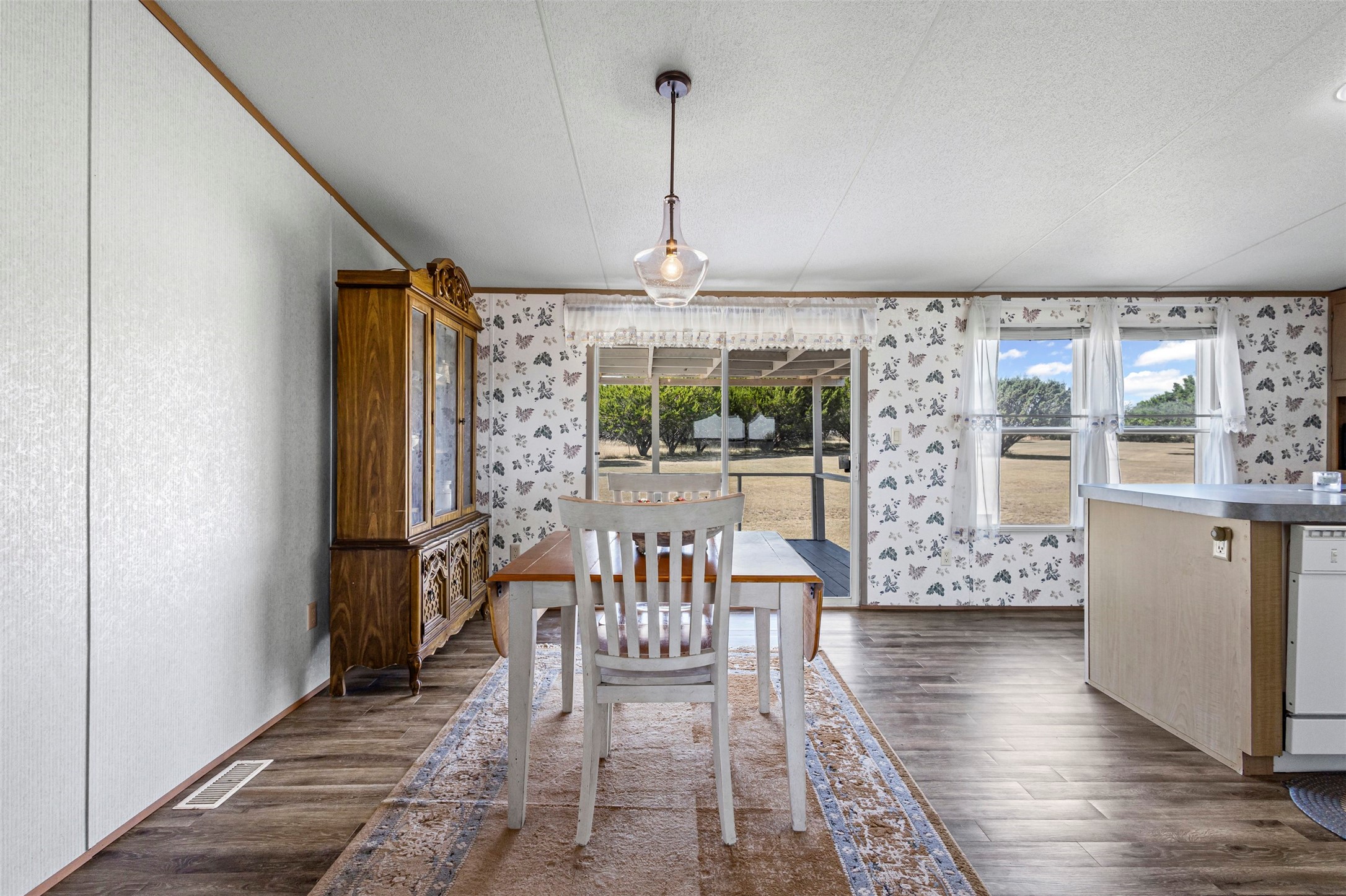 9064 Summit Court E Cleburne TX 76033