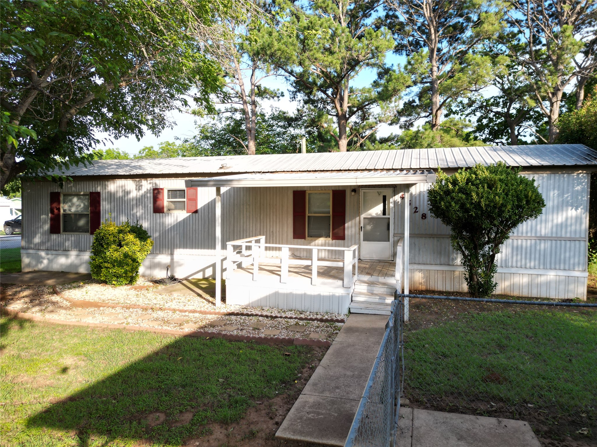 4528 Wildwood Circle Granbury TX 76049