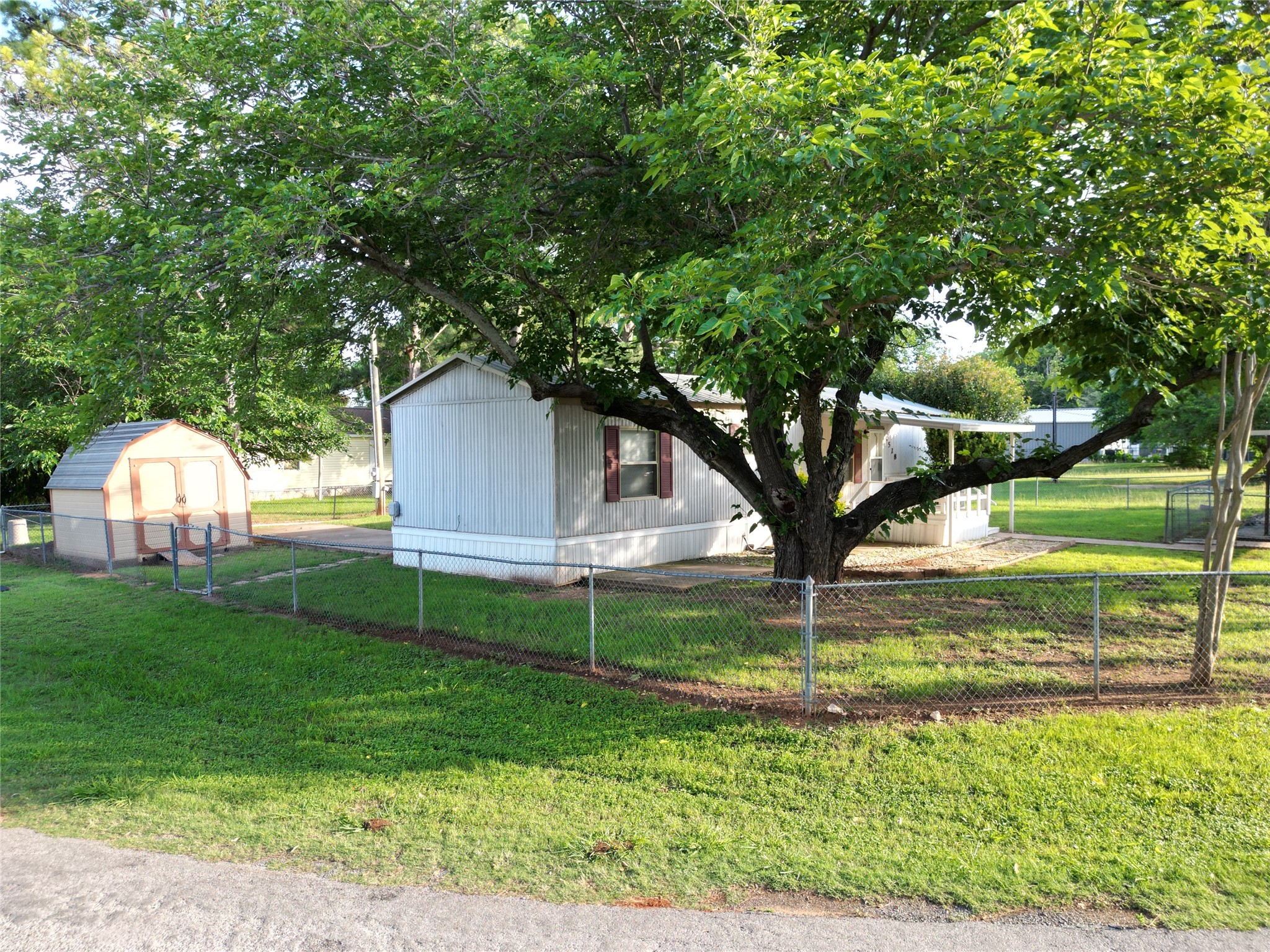 4528 Wildwood Circle Granbury TX 76049