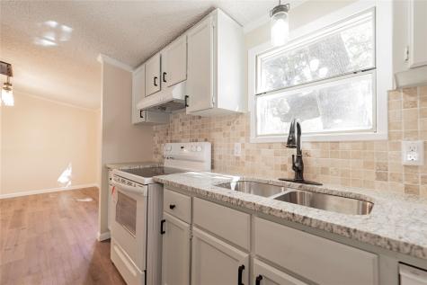 204 Rs County Road 1503 Point TX 75472