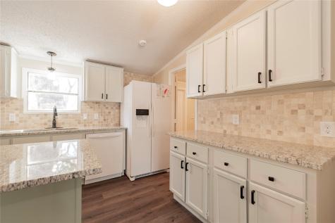 204 Rs County Road 1503 Point TX 75472
