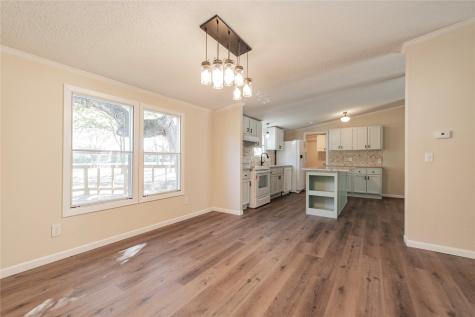 204 Rs County Road 1503 Point TX 75472
