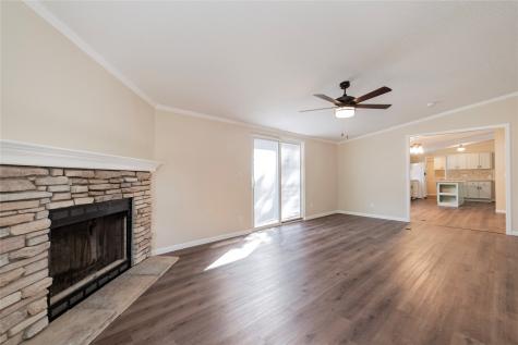 204 Rs County Road 1503 Point TX 75472