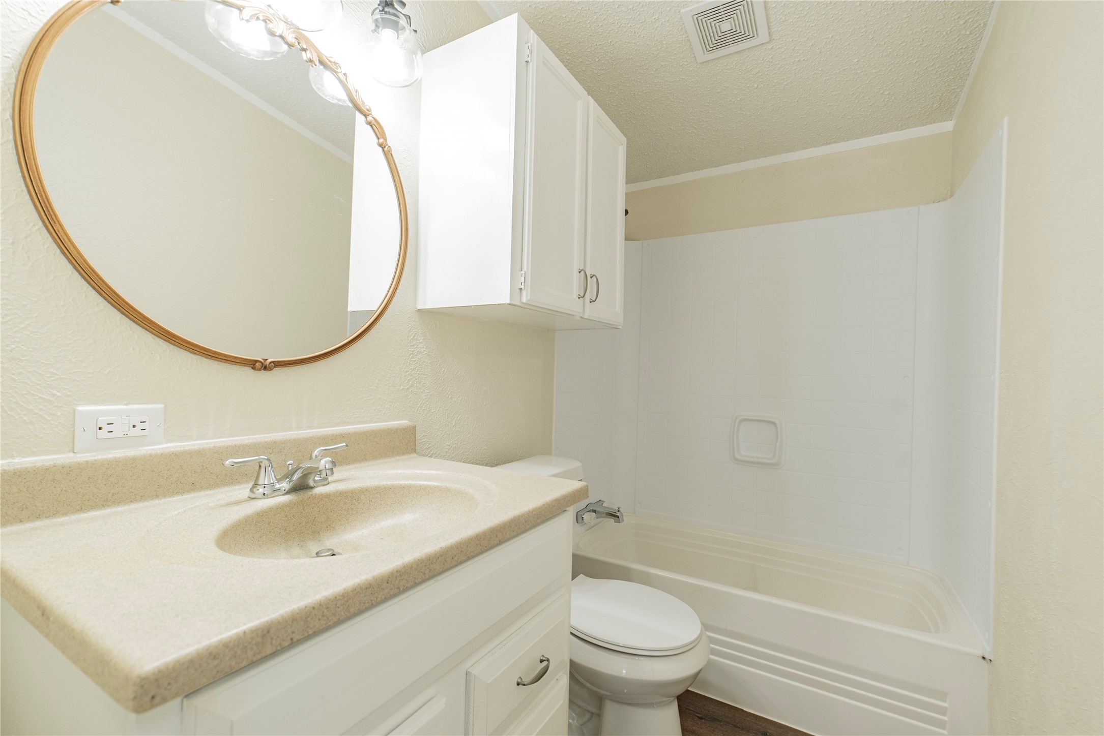 204 Rs County Road 1503 Point TX 75472