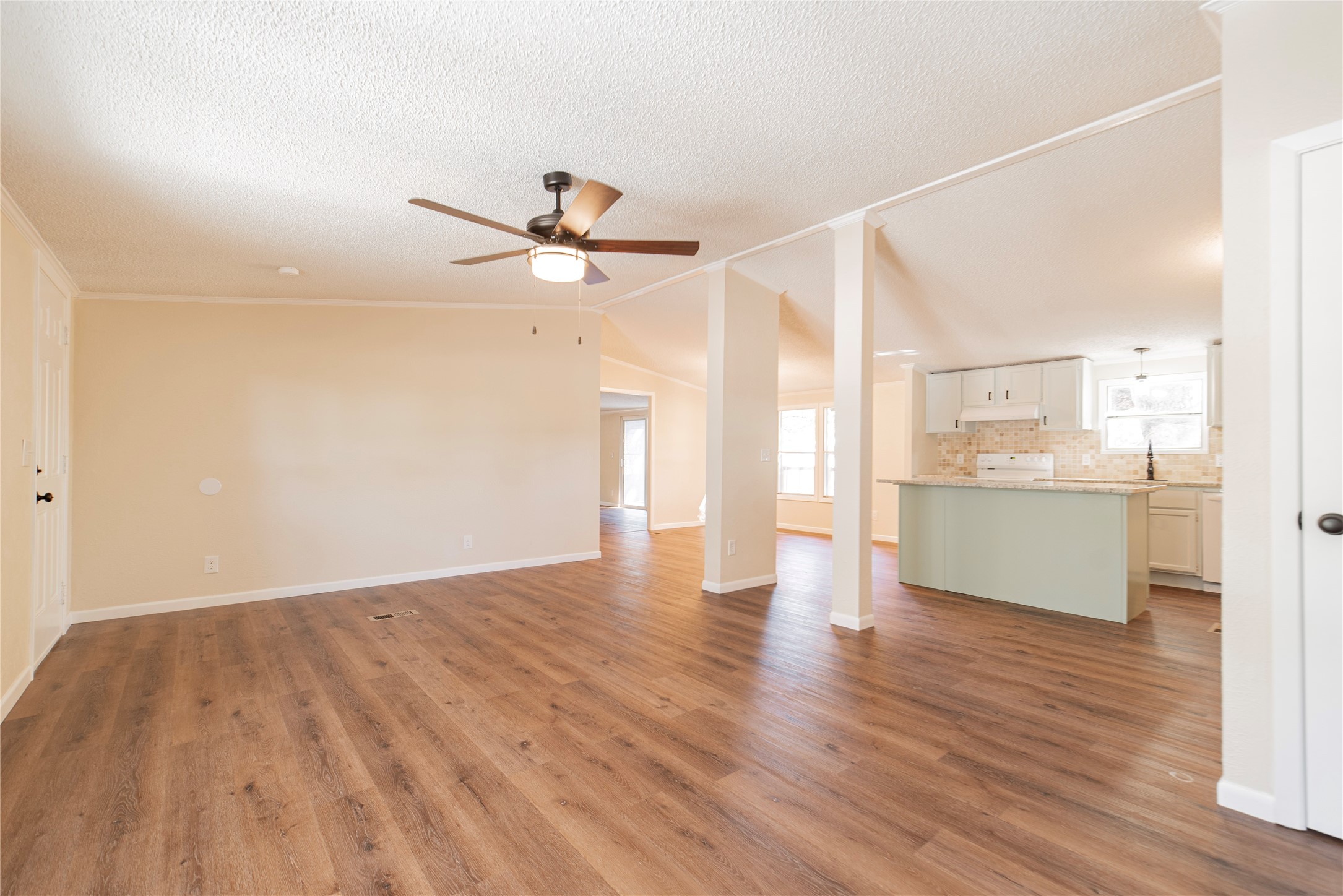 204 Rs County Road 1503 Point TX 75472