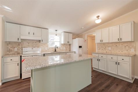 204 Rs County Road 1503 Point TX 75472