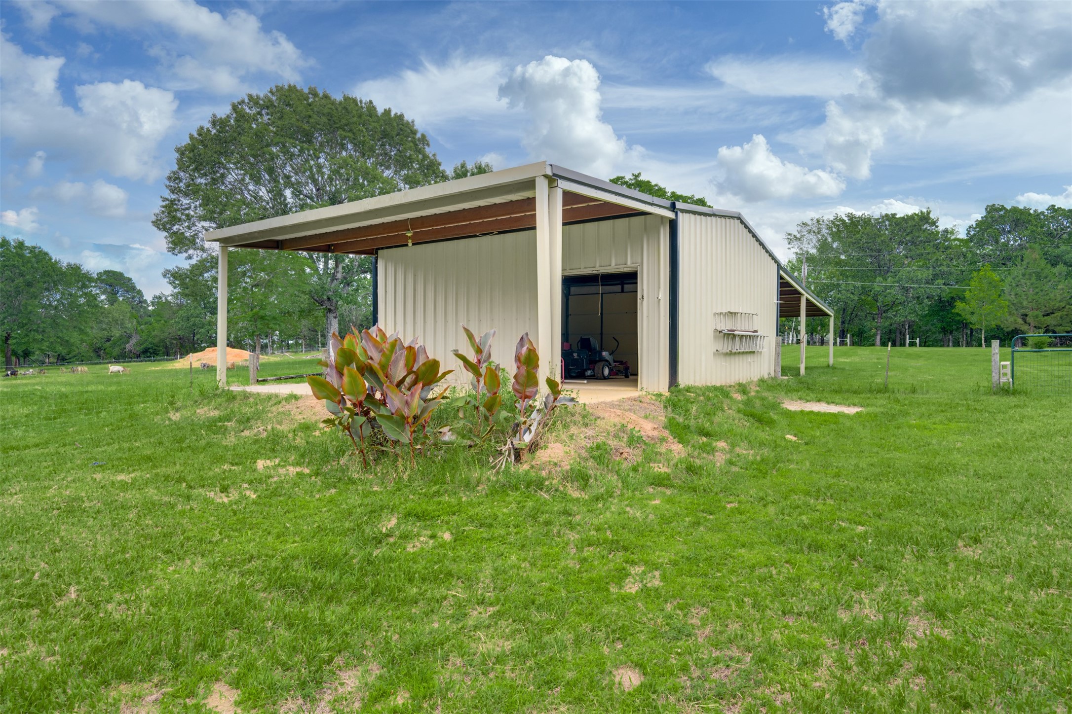 1714 County Road 35780 Road Arthur City TX 75411