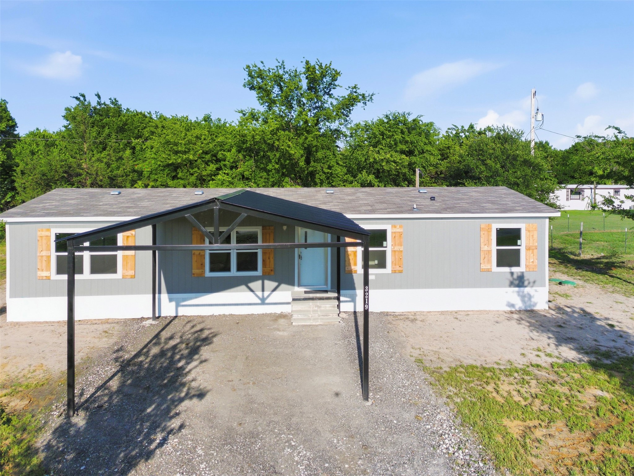 3219 County Road 1045 Farmersville TX 75442