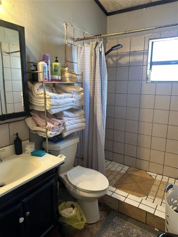 101 Seminole Street Tye TX 79563