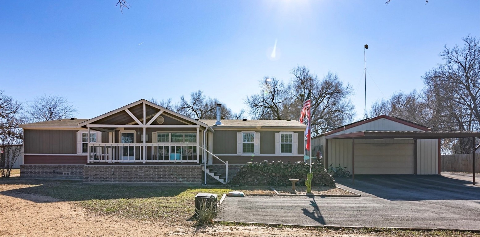 153 W Cottage Grove Avenue Sunset TX 76270