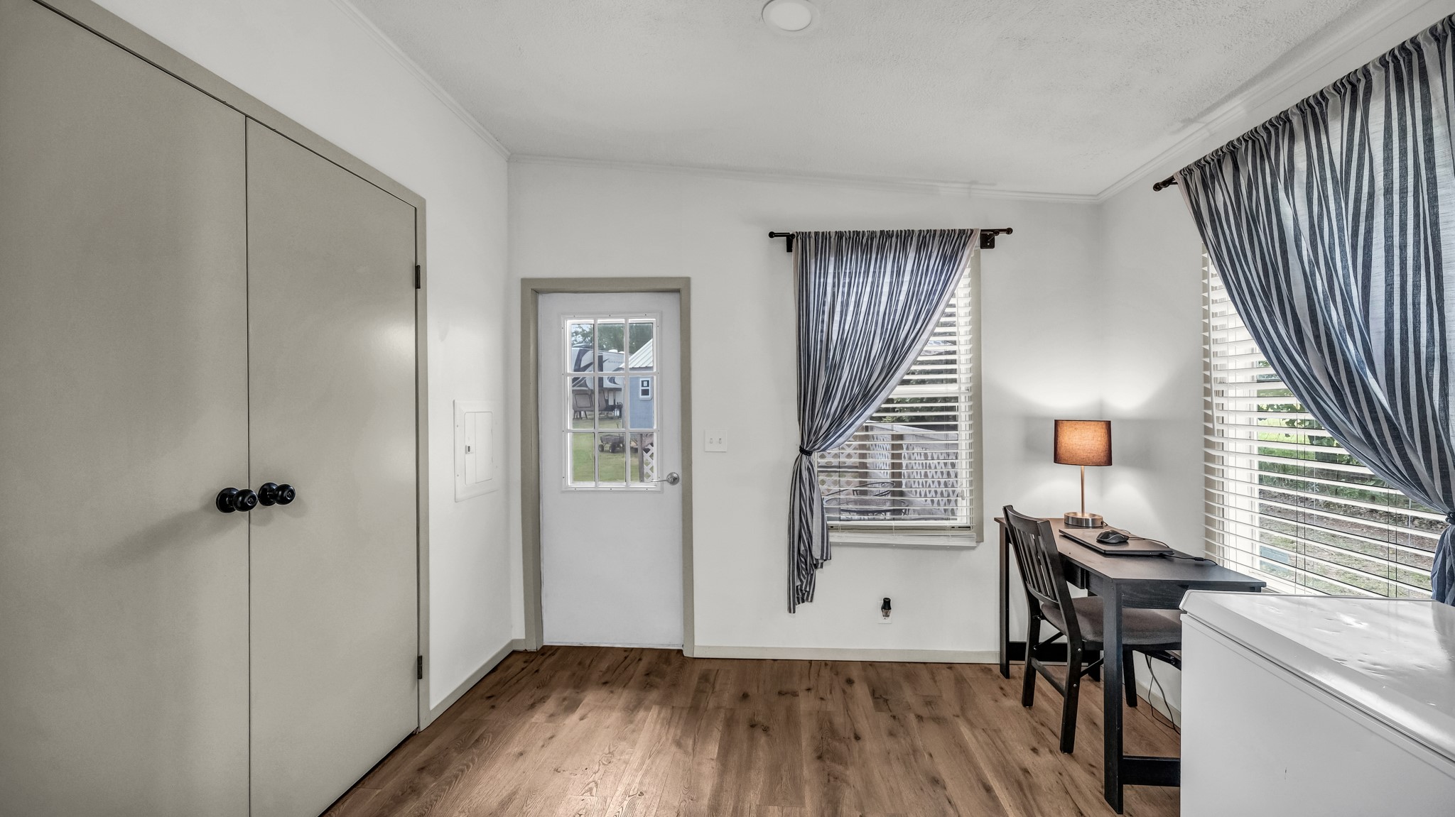 221 Briar Oaks Drive Azle TX 76020