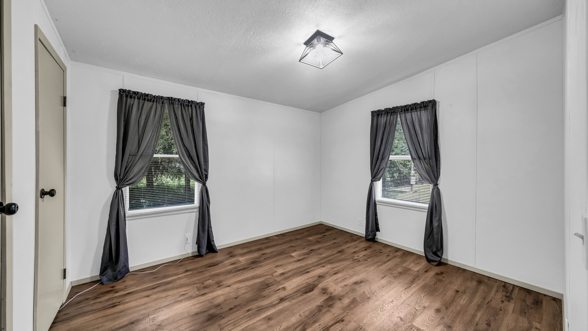 221 Briar Oaks Drive Azle TX 76020