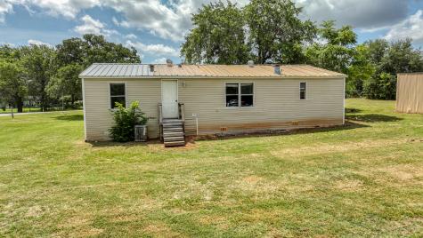 221 Briar Oaks Drive Azle TX 76020