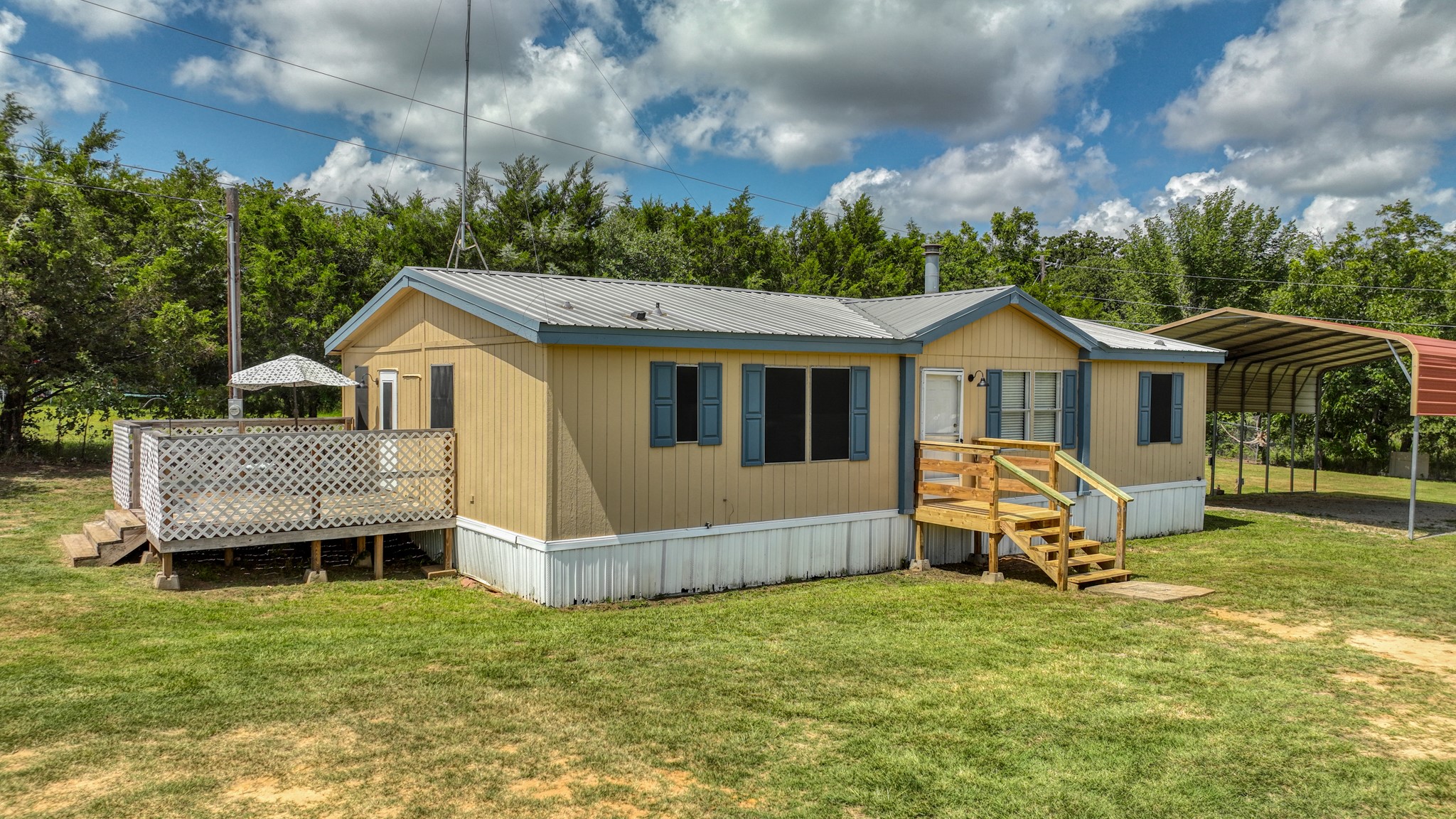 221 Briar Oaks Drive Azle TX 76020