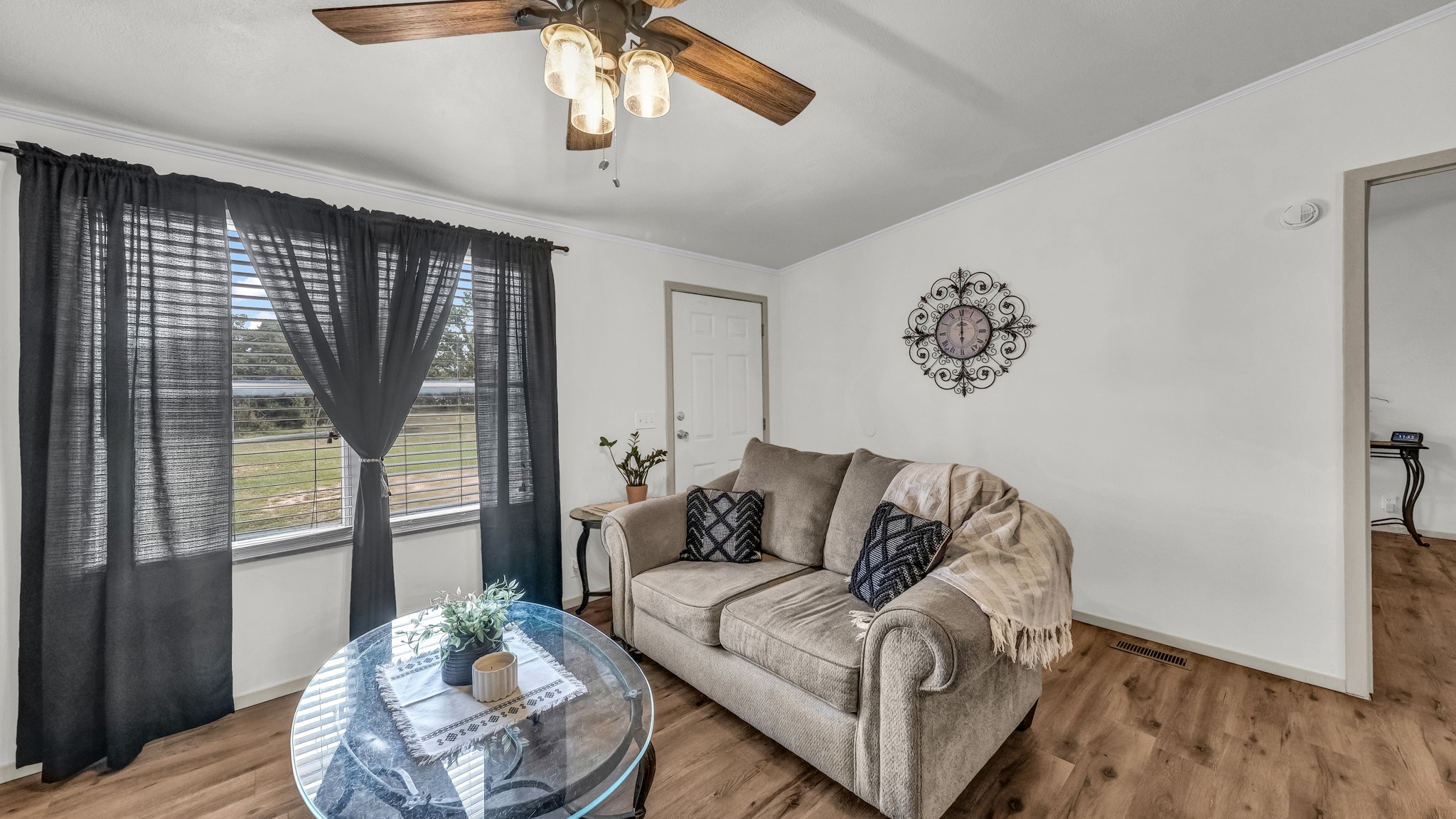 221 Briar Oaks Drive Azle TX 76020